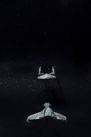 Illustration for article titled Amazing Origami Star Trek, Star Wars Spaceships Make Good Use of Dollars